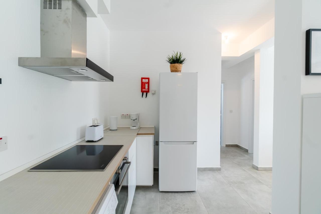 Kition City Apartments - Central Location ラルナカ エクステリア 写真
